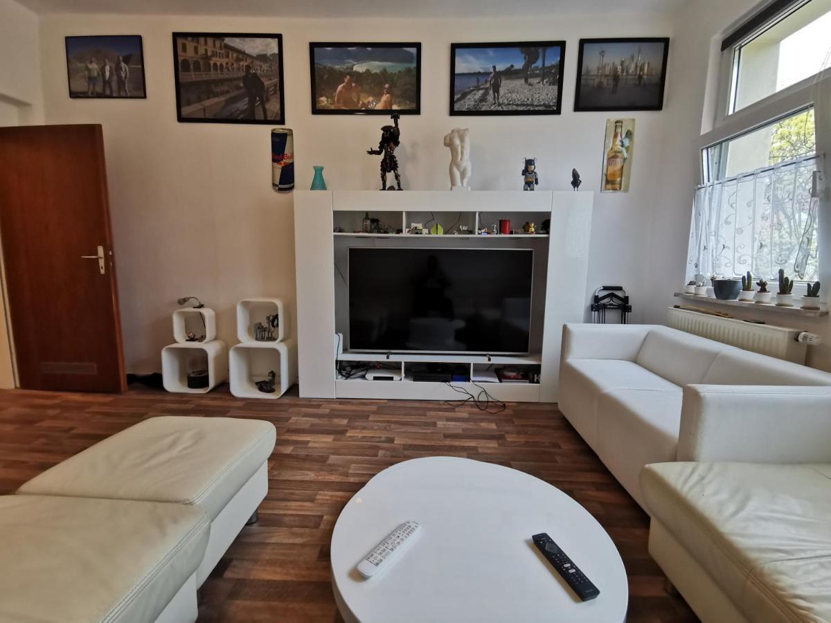Nearwoehrderseaandstation Hotel Nuremberg Ngoại thất bức ảnh