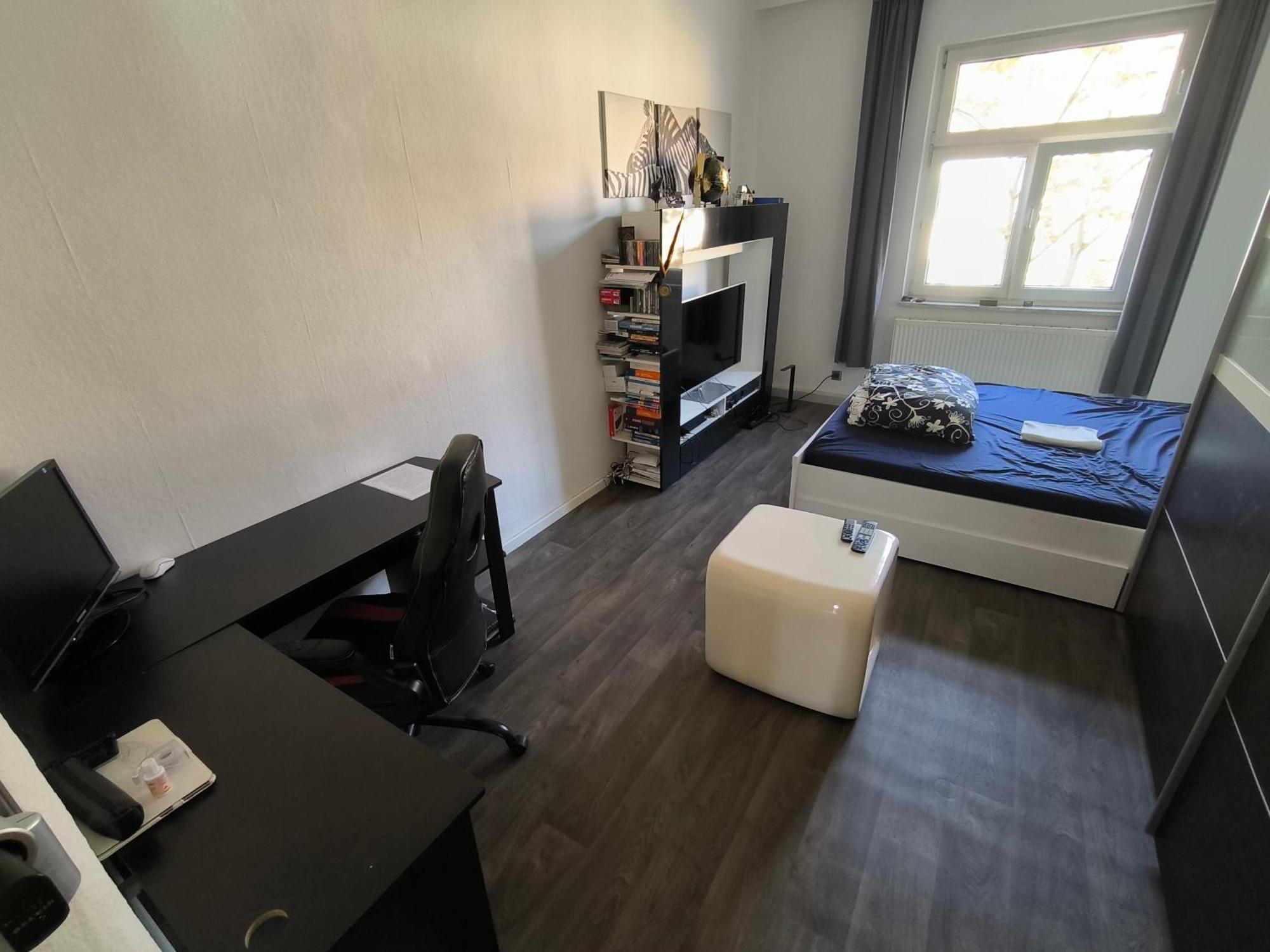 Nearwoehrderseaandstation Hotel Nuremberg Ngoại thất bức ảnh