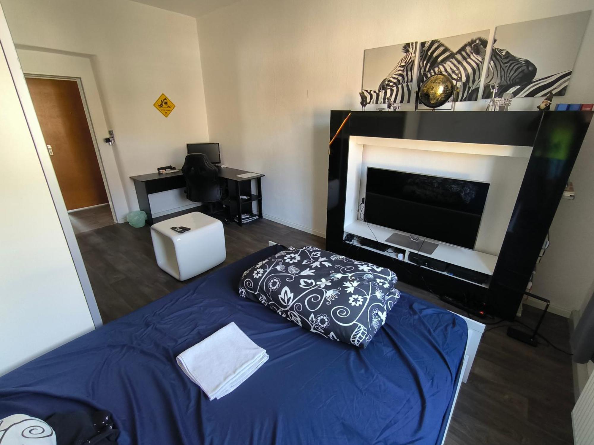 Nearwoehrderseaandstation Hotel Nuremberg Ngoại thất bức ảnh